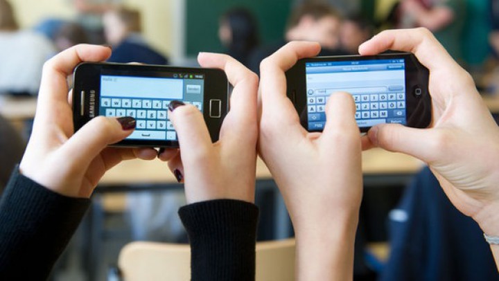 Digitale Agenda: Jeder Schüler soll ein Smartphone geschenkt bekommen
